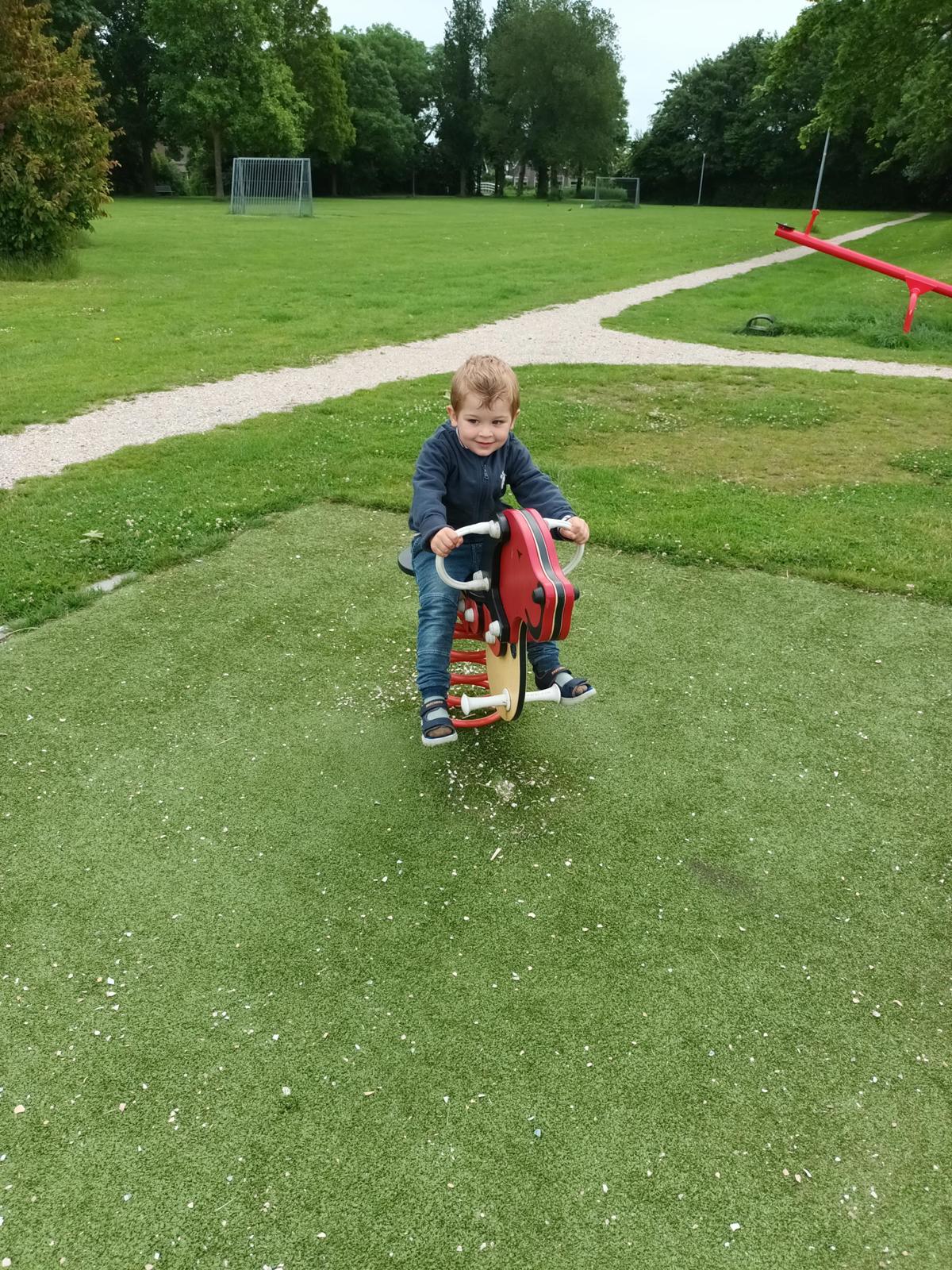 Met groep 1 naar de speeltuin